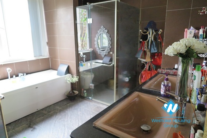 Stunning house for rent on Ngoc Thuy, Long Bien, Hanoi